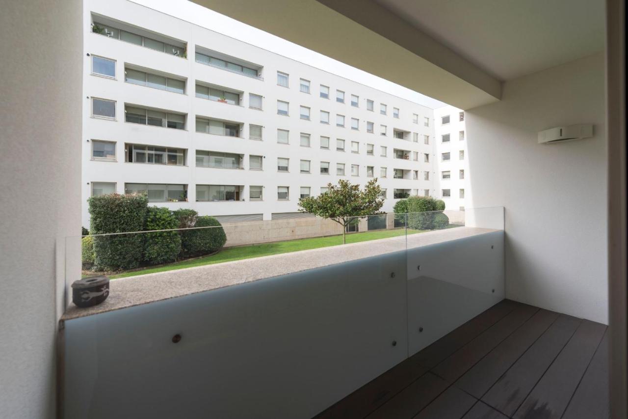 Lovelystay - Oporto Beach Apartment With 2 Free Parking Spots Matosinhos  Exterior photo
